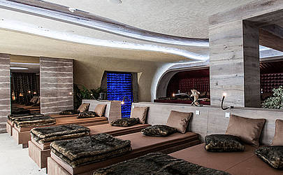 STOCK Resort